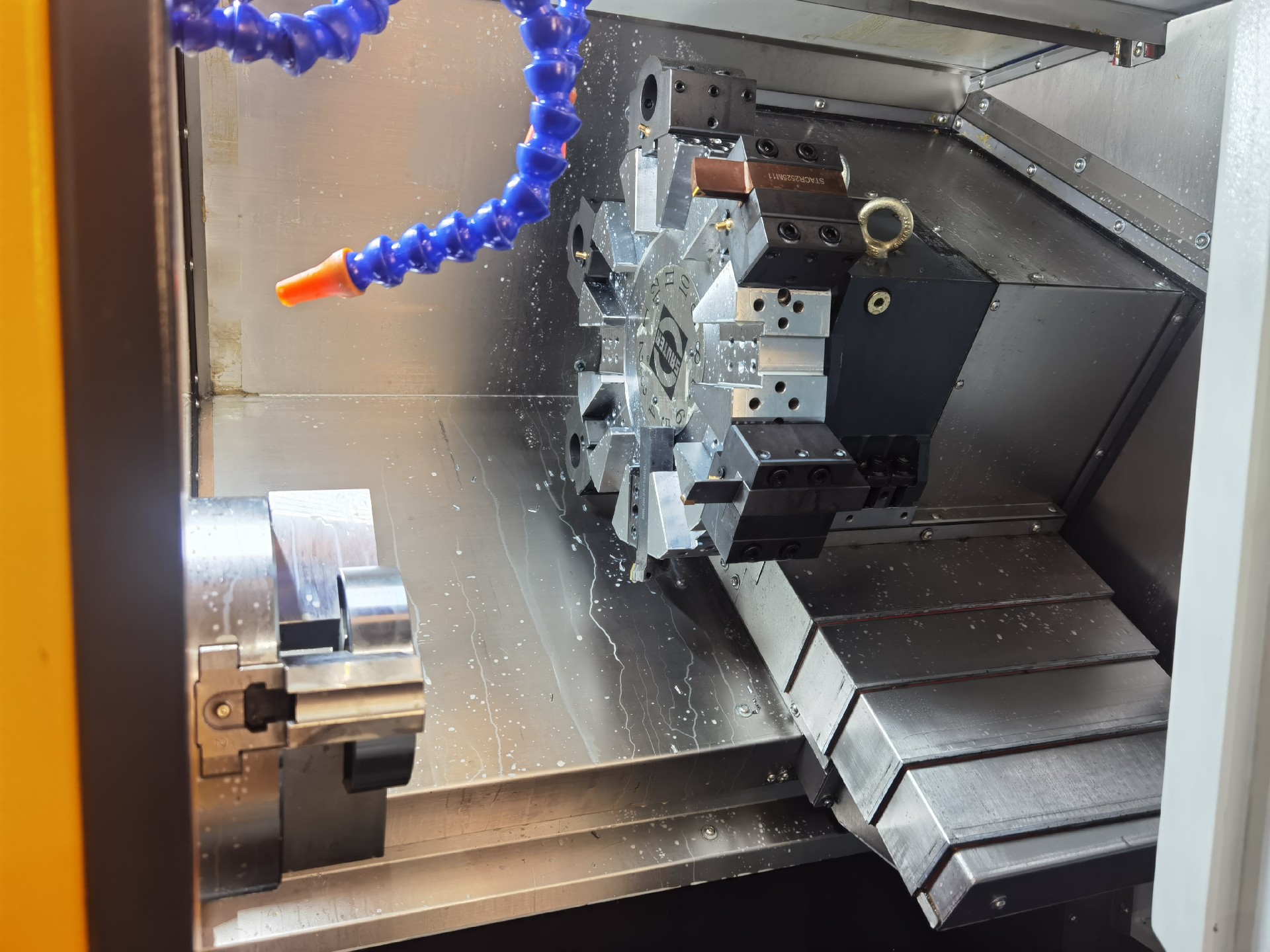 小(xiao)鋼礮(pao)刀(dao)墖(ta)機(ji)(無(wu)尾(wei)座欵(kuan)）