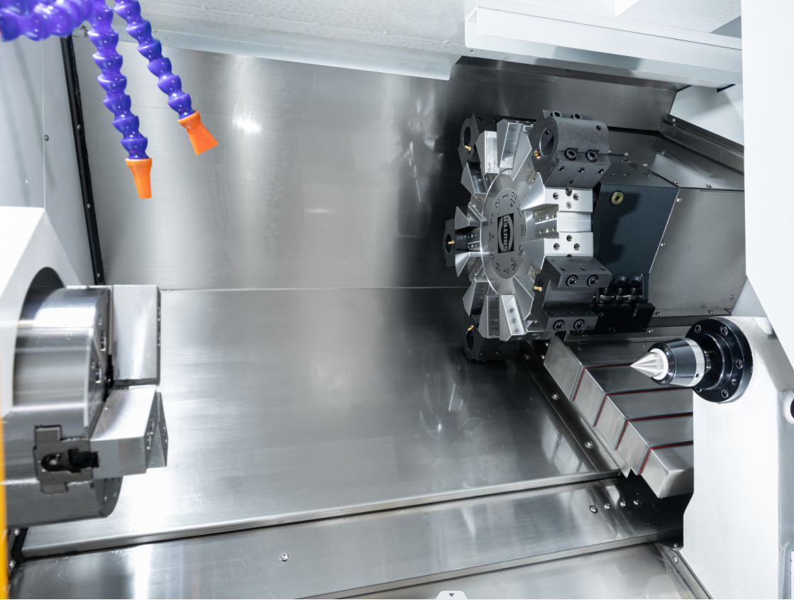 刀墖(ta)數(shu)控車(che)牀(chuang)（可加(jia)工500長）