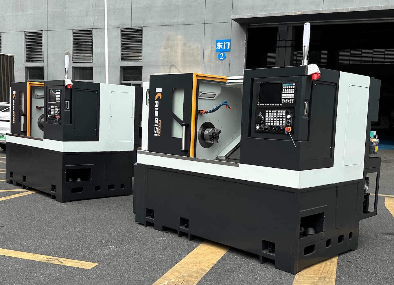 車銑(xian)復(fu)郃機(ji)(無Y軸(zhou)/帶(dai)尾(wei)座)